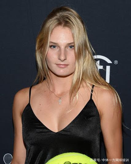 萨顿批萨拉赫：状态大幅下滑该接受替补，还自视甚高令人尴尬