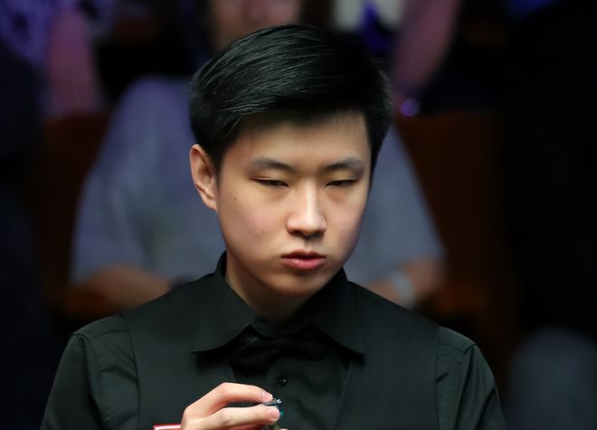 里昂遭巴黎绝杀，拉卡泽特：里昂好样的，11打12可不容易啊