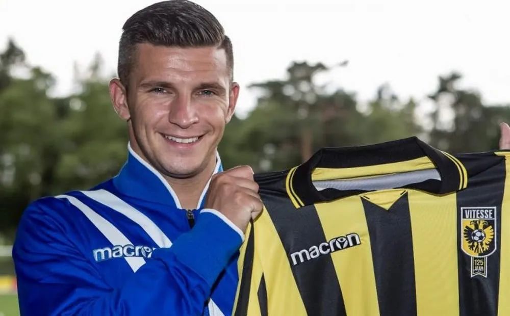 每次接球都 每次接球都